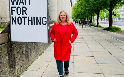 Jetzt ist deine Zeit. Wait for nothing.